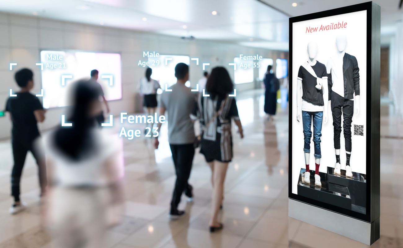 Augmented reality marketing and face recognition concept featuring Intelligent Digital Signage
