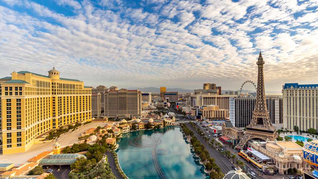 15 Best Casinos in Las Vegas - Try Your Luck in the Gambling