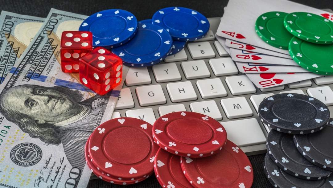 How Online Casinos and Online Gambling Work – BetMGM