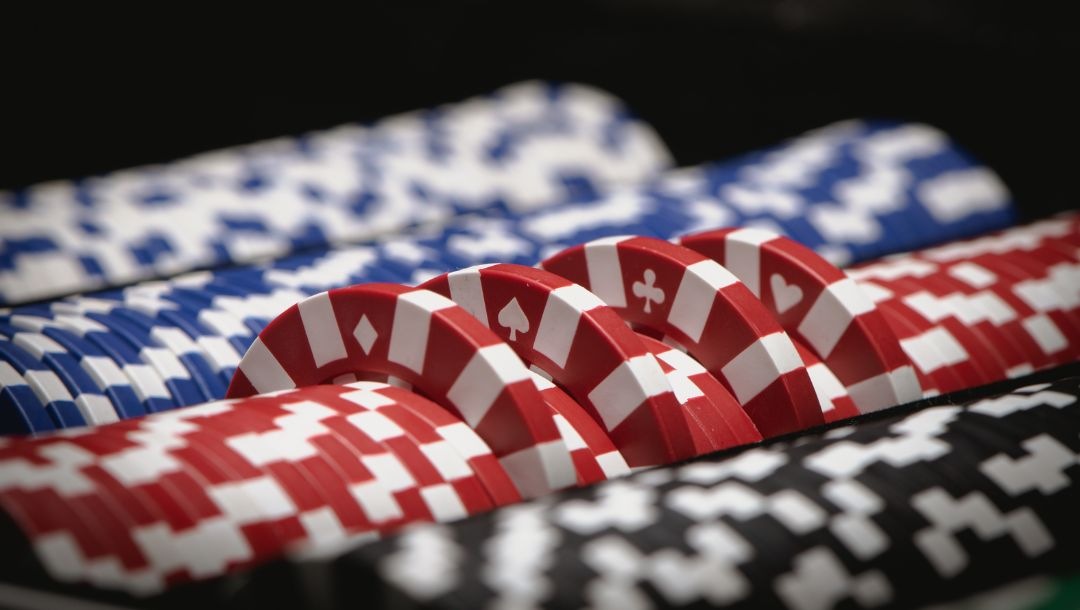 Best Poker Chips: Top Poker Chip Sets for Home Games