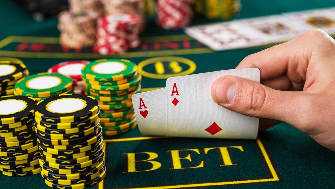 The Math Behind Betting Odds & Gambling